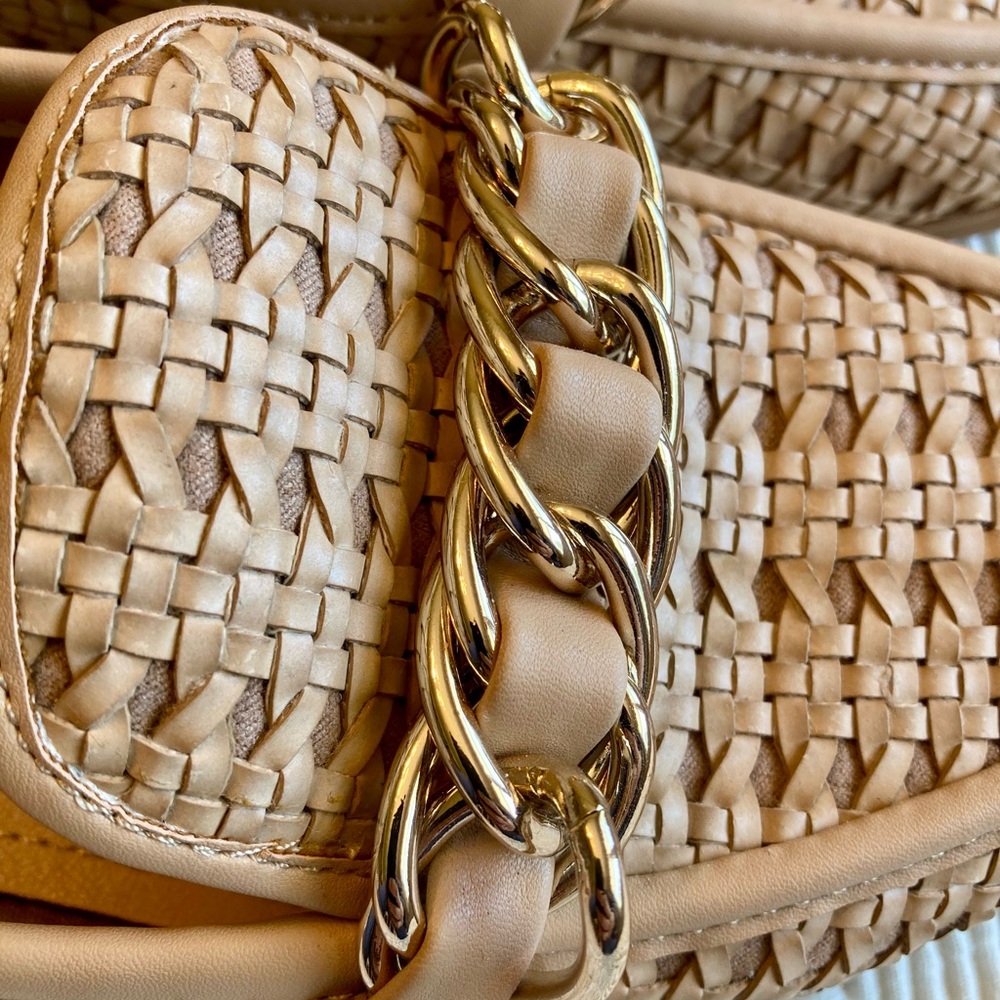 Steve Madden Tan Chain Loafers Flats - Picture 12 of 13